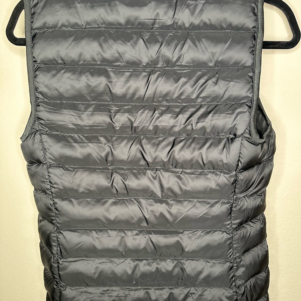 32 Degrees Black Puffer Vest XS - Picture 2 of 3